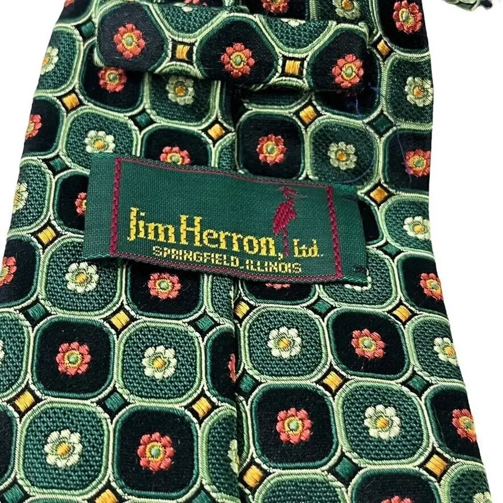 JZ Boulder Jim Herron Mens Green Floral All Silk Hand Made Necktie Neck Tie 3.5